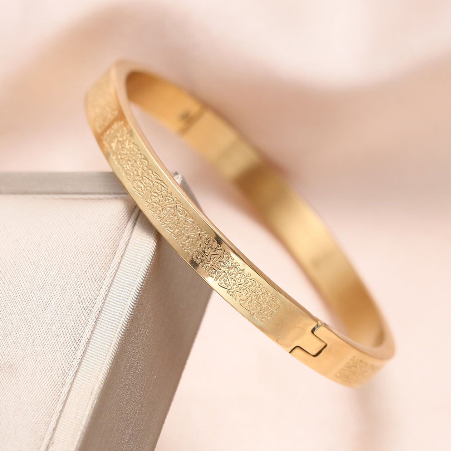 Personalized Ayatul Kursi Cuff Bangle Gold Stainless Steel Arabic Bracelet image 3