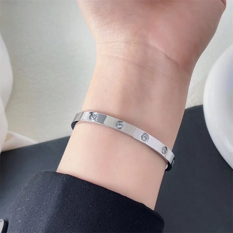 2023 New Design Gold Color Zircon And Cross Nut Nail Bracelet Gold & Bangle For image 19