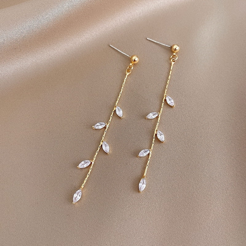 Black Heart Ear Line Long Hanging Earrings for Women Gold Color Ear Wire Pierci image 10