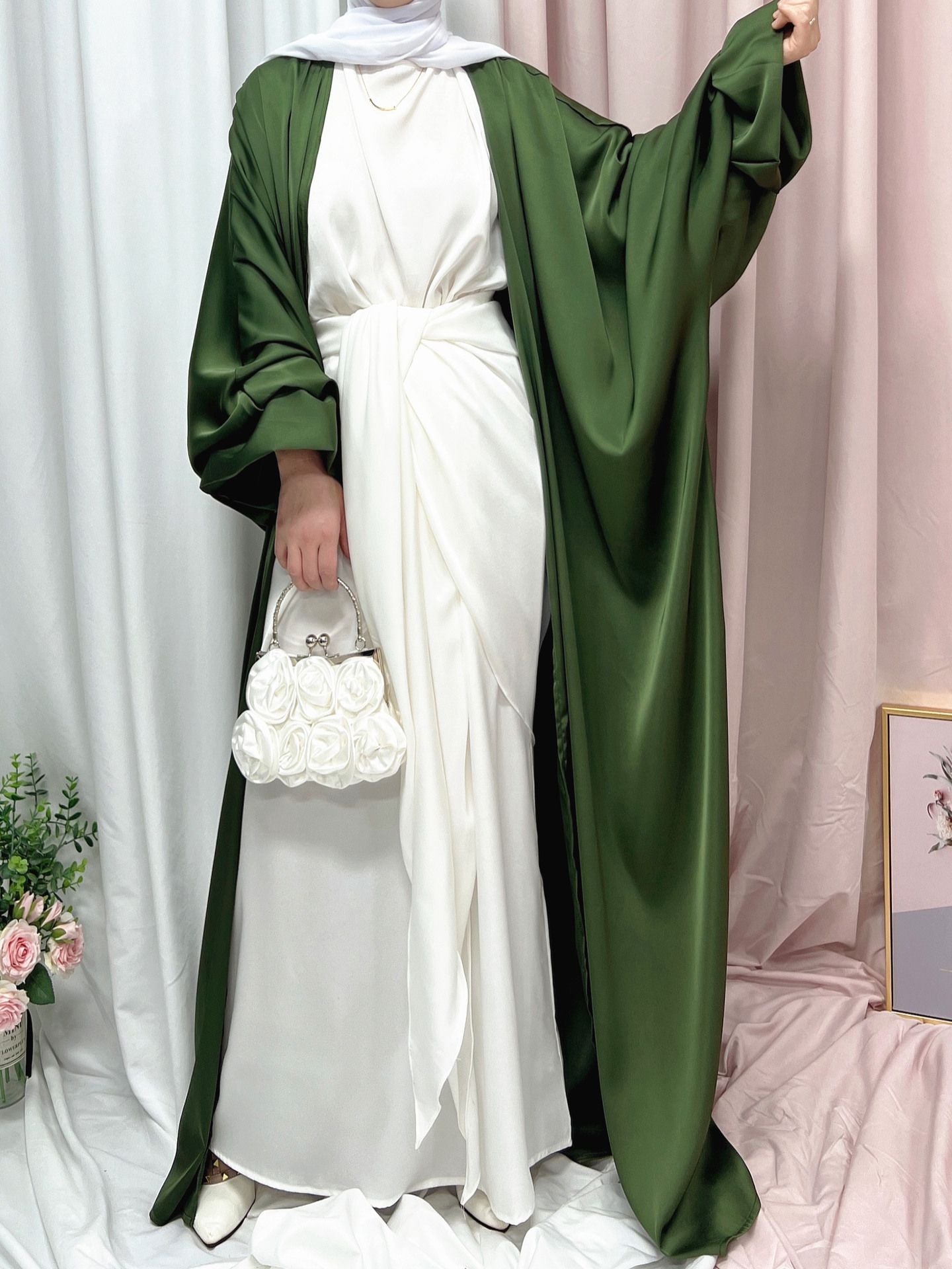 Abaya musulmana elegante de seda con mangas abullonadas para Ramadán Eid