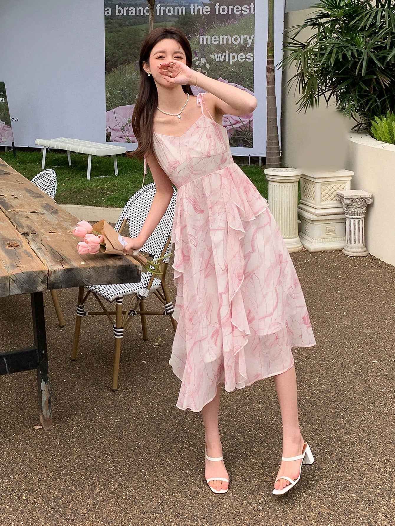 Vestido camisola con volantes y estampado floral DAZY