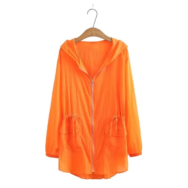 Ropa de mujer de talla grande Chaqueta de manga larga con capucha y cordón en la cintura con cremallera