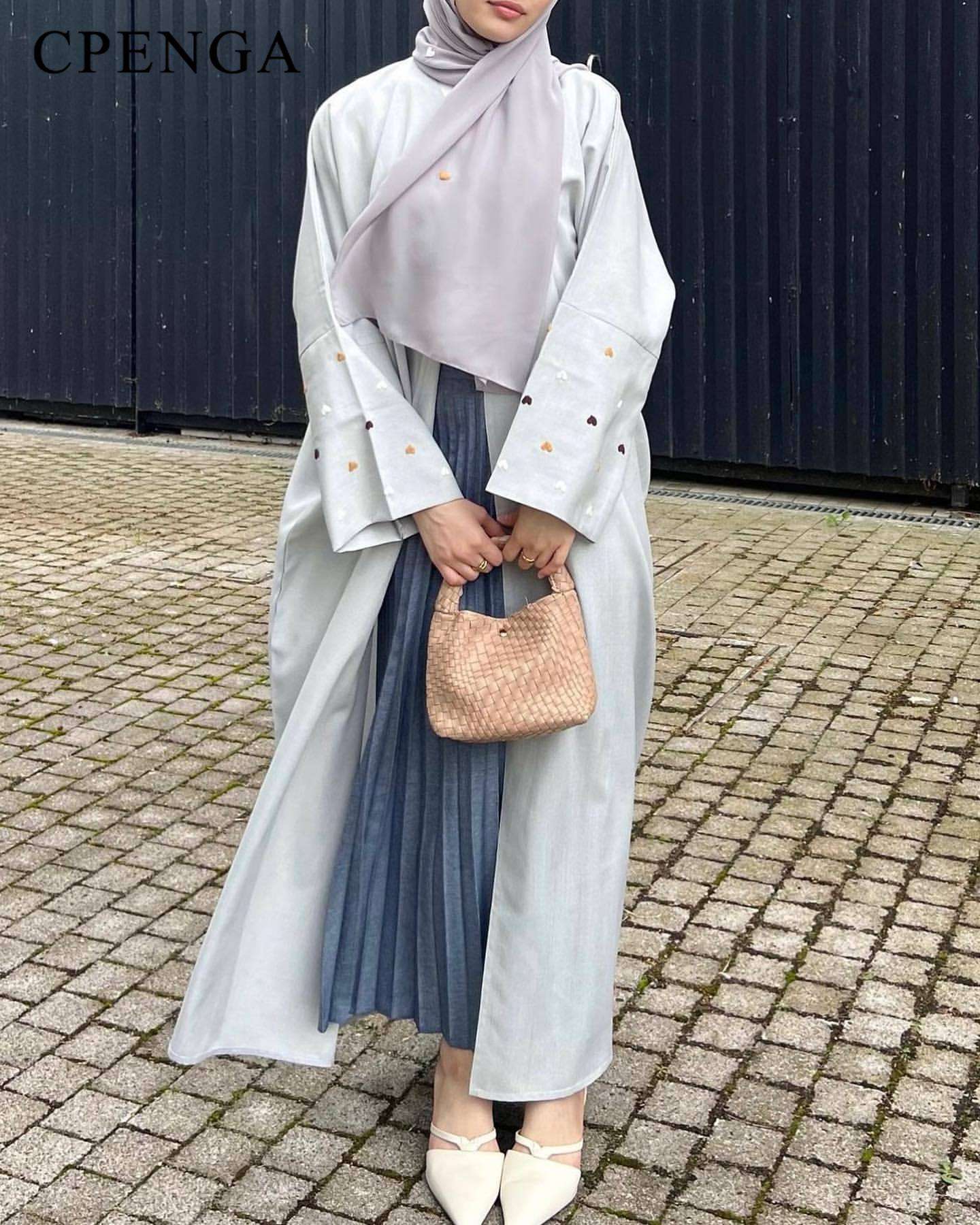 Fashion Love Embroidery Open Abaya for Women Dubai 2024 New Plain Kimono Muslim image 8