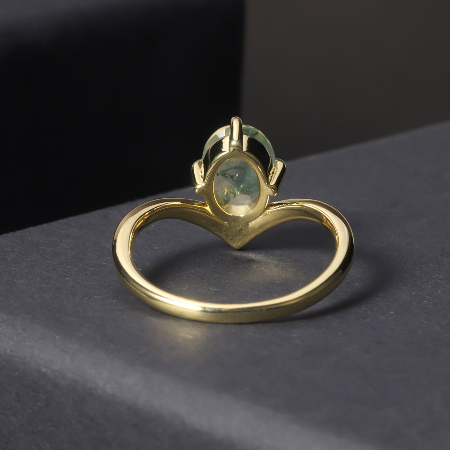 GEM'S BALLET Gold Curved Ring 1.18Ct 6x8mm Oval Natural Moss Agate image 3