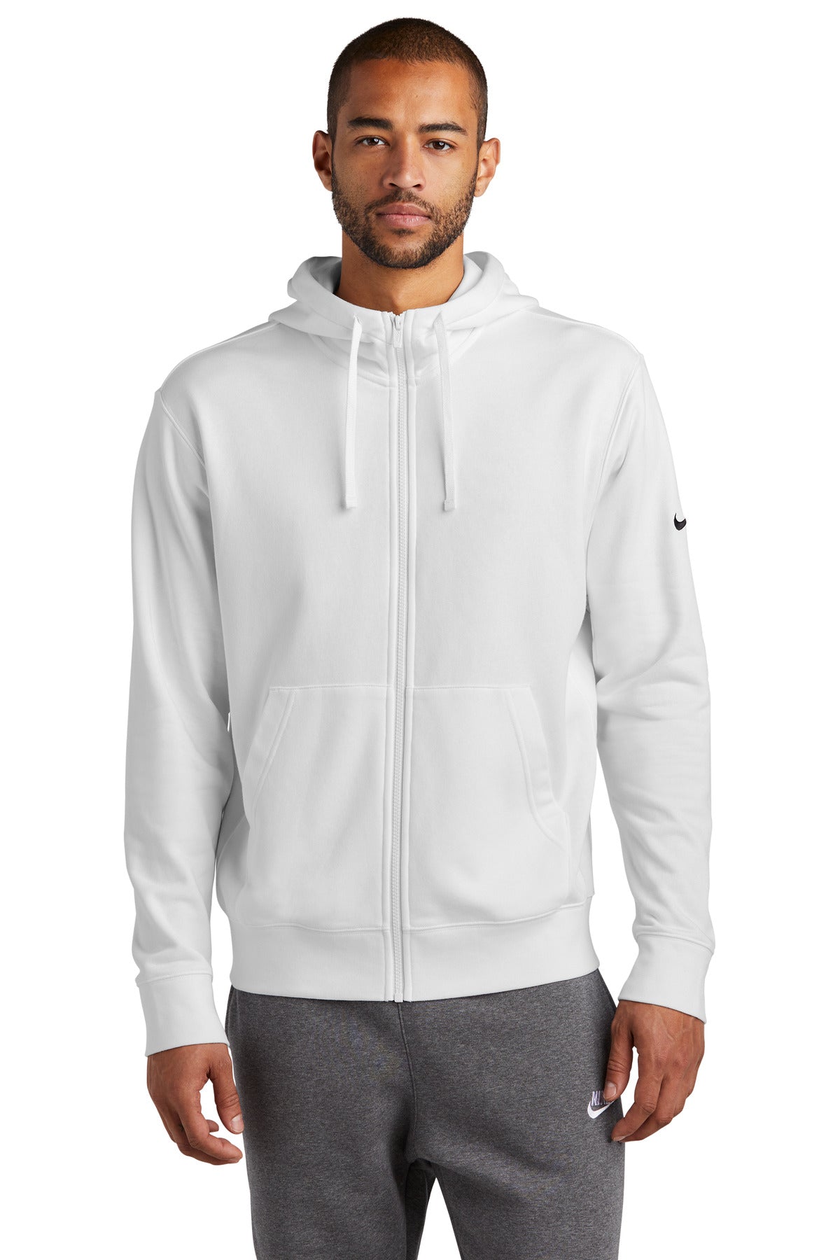 هودي Nike Club بأكمام من الصوف وسحاب كامل وشعار Swoosh NKDR1513