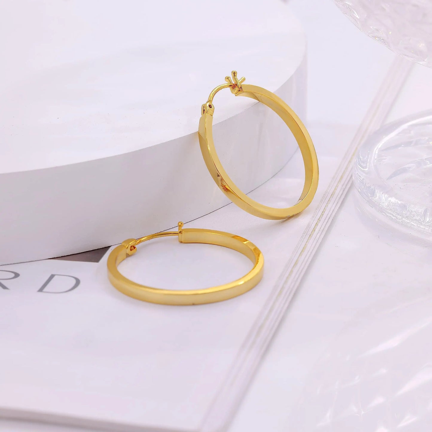 Vonmoos Lady High Quality Flatted Gold Hoop Earrings 14K Real Gold Plated Desig image 10