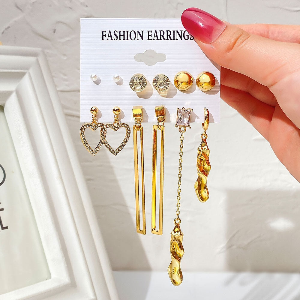 IPARAM Fashion Exaggerated Gold Color Metal Pearl Earrings for Women Geometric image 6