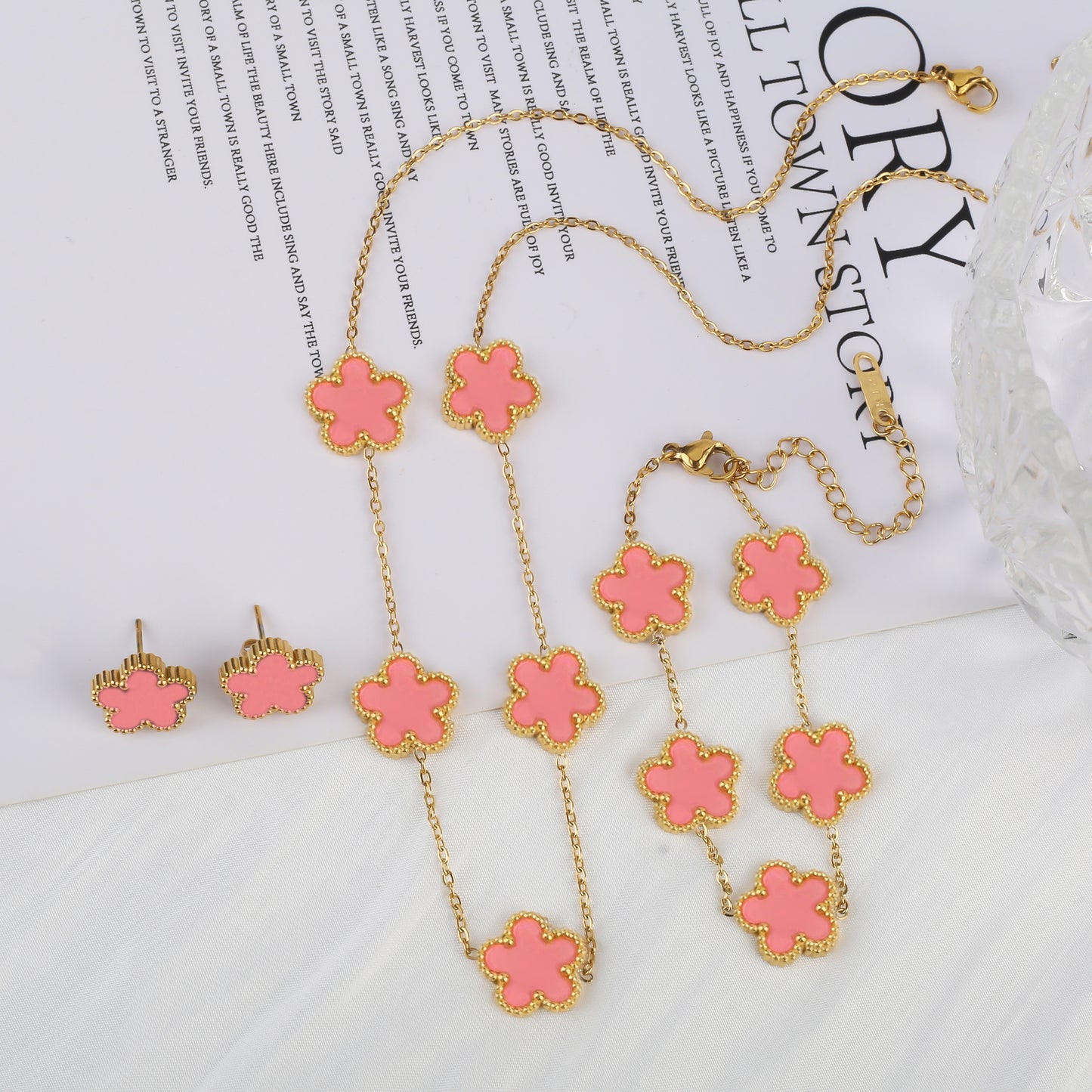 3Pcs 18k Gold-Plated Five-Leaf Flower Necklace Earrings Bracelet Jewelry Set Fo image 5
