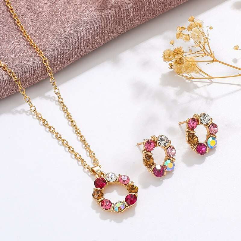 3pcs Gold Necklace Earrings Set Ladies Celebrity Simple Fashion Style Exquisite image 4