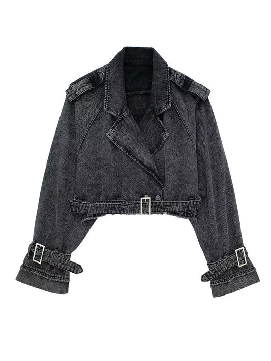 Stylish Women s Denim Jacket for Autumn Fashionistas with a Flawless Fall Look image 0