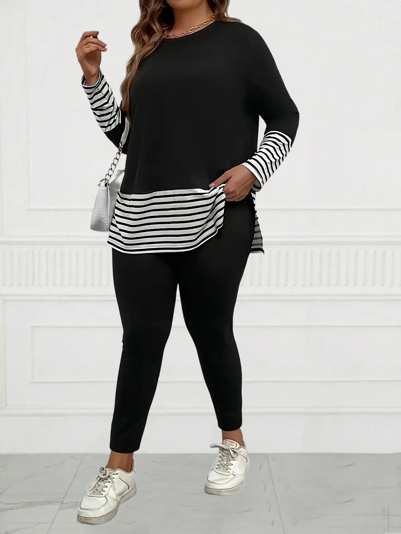Women's plus size striped printed T-shirt and leggings set image 0