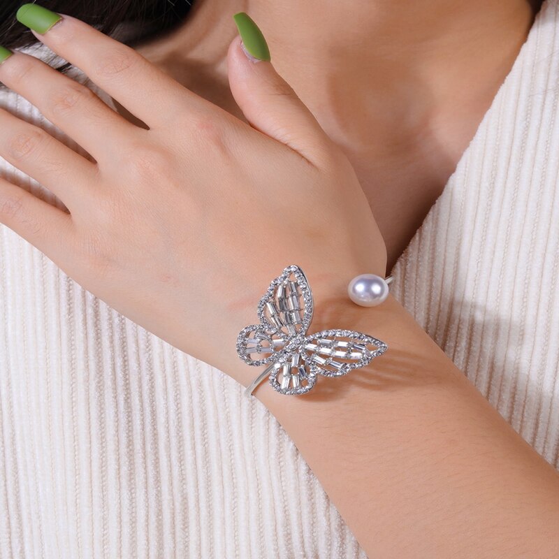 Gold-Color Butterfly Pearl Bracelet Zinc Alloy Fashion Luxury Style For Woman A image 4