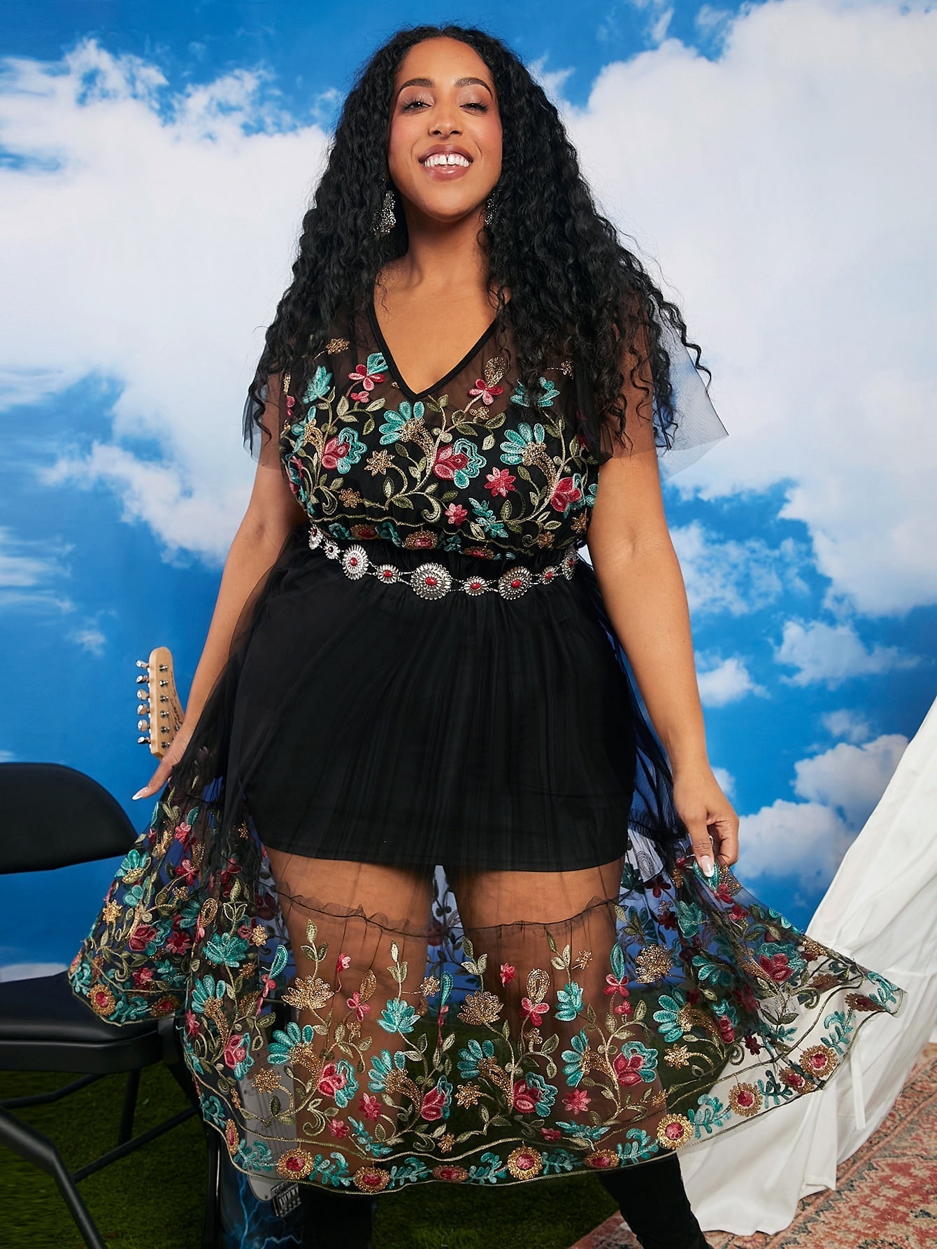 Vestido de malla con bordado floral FIT+ Plus sin cinturón