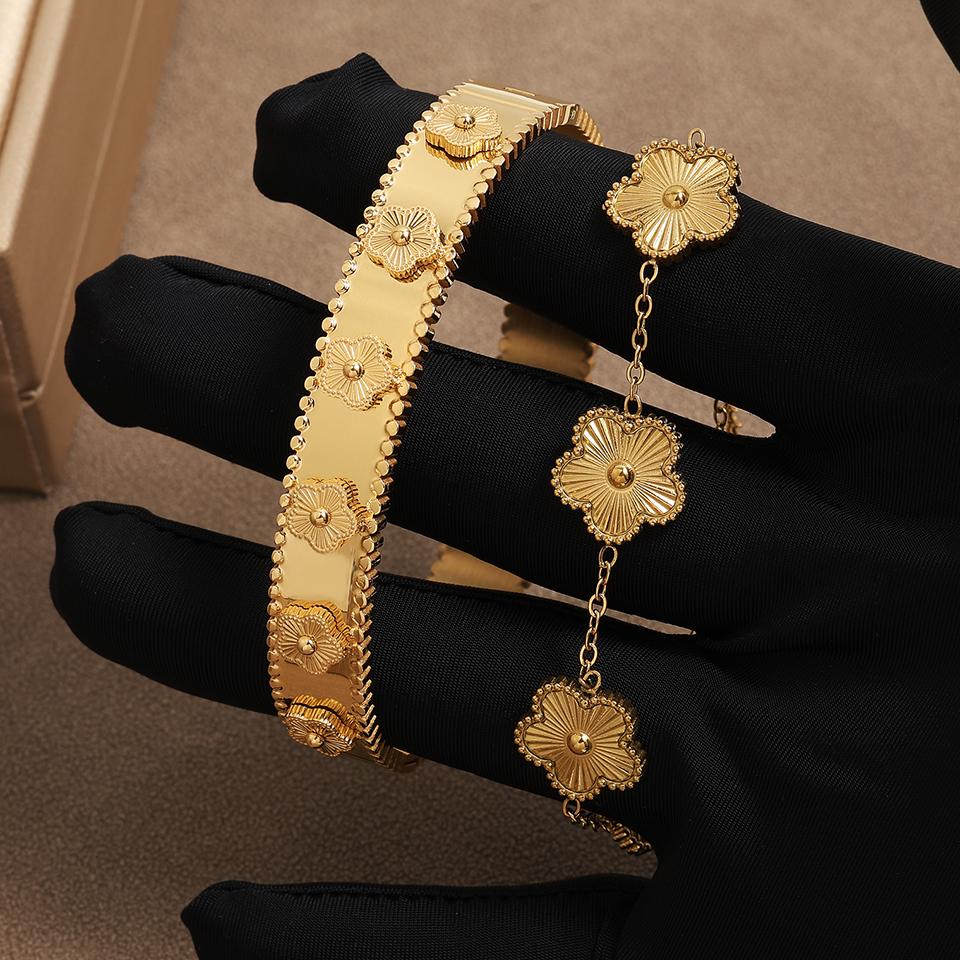 RAKOL Miniamlist 316L 18k Gold Plated Flower Bracelet Plum Blossom Cuban Chain image 1