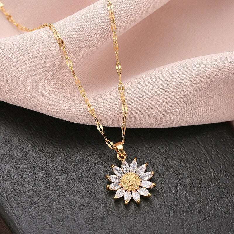 1PCS Gold-color Necklace Ladies Light Luxury Style Flower Pendant Inlaid Zircon image 3