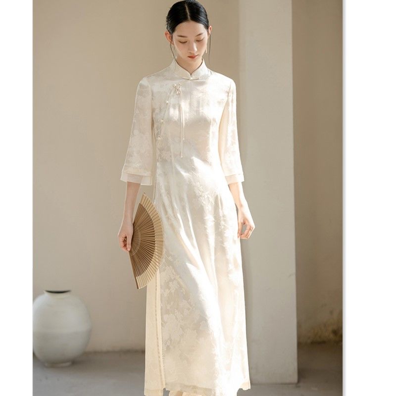 Traditional Vietnam Woman Retro Ao Dai Elegant Chinese Style Cheongsam Vintage  image 3
