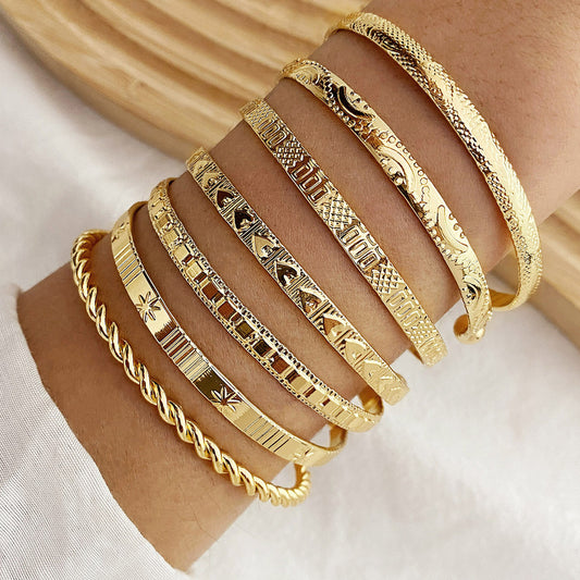 7Pcs/Set Punk Vintage Gold Color Arrowhead Argyle Exaggerated Bracelets For Wom image 0