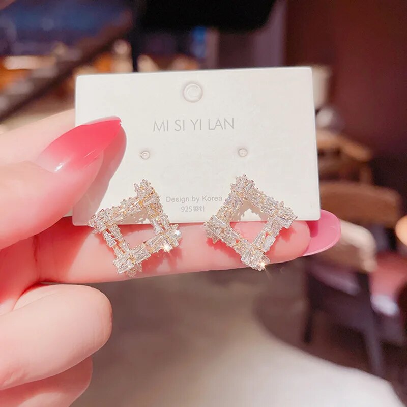 Zircon Wheat Tassel Pendant Gold Color U-shaped Earrings for Women 2023 New Fas image 10