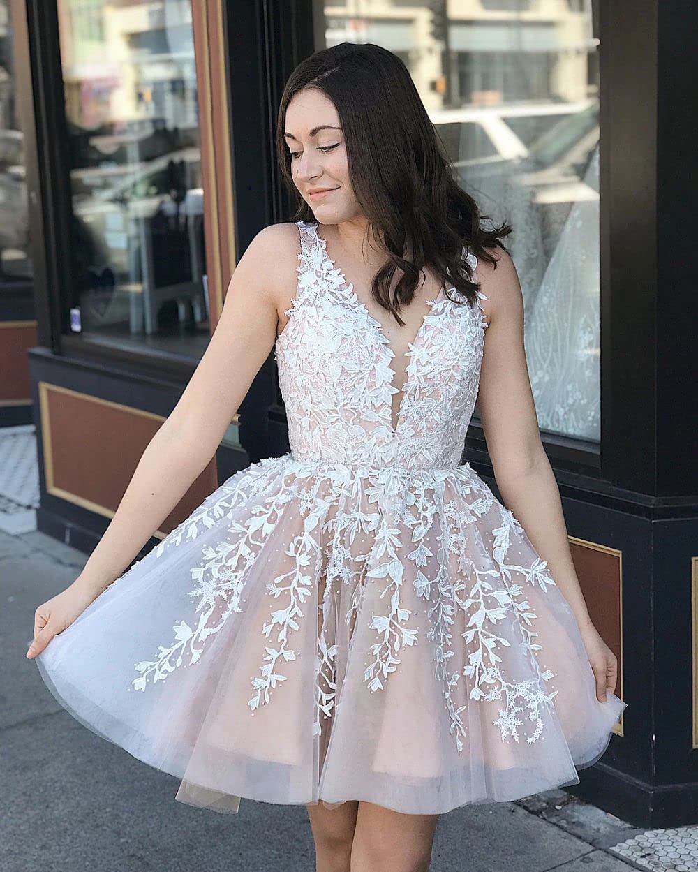 Beautiful V-Neck Sleeveless Cocktail Party Dresses Appliques Beading A-Line Sho image 10