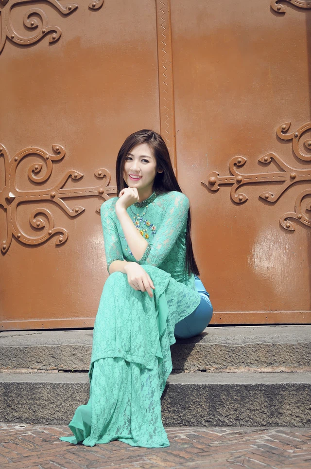 Tailored Lace Women Traditional Aodai vietnam clothing cheongsam ietnamese trad image 3