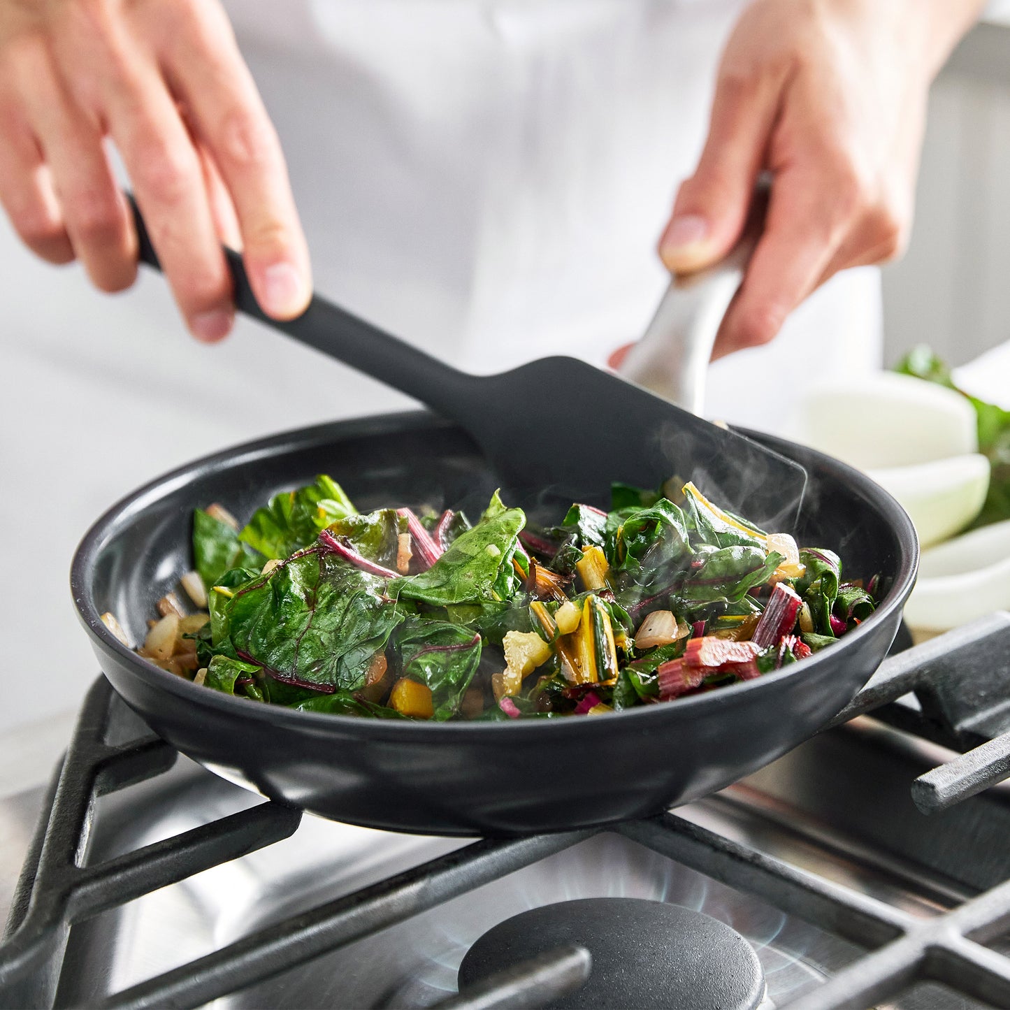 GreenPan Black Pro Ceramic Nonstick 13-piece Cookware Set image 3