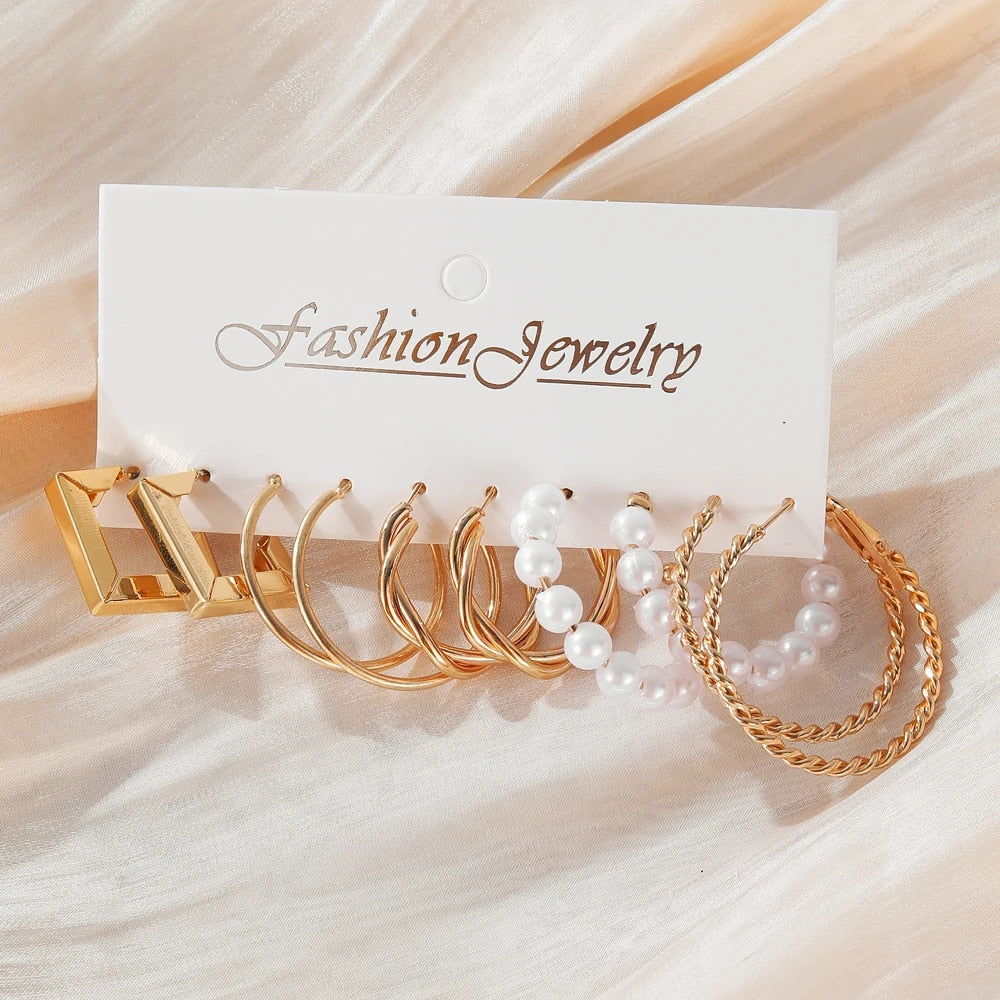 IPARAM Fashion Exaggerated Gold Color Metal Pearl Earrings for Women Geometric  image 8