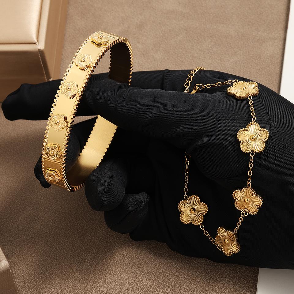 RAKOL Miniamlist 316L 18k Gold Plated Flower Bracelet Plum Blossom Cuban Chain image 9