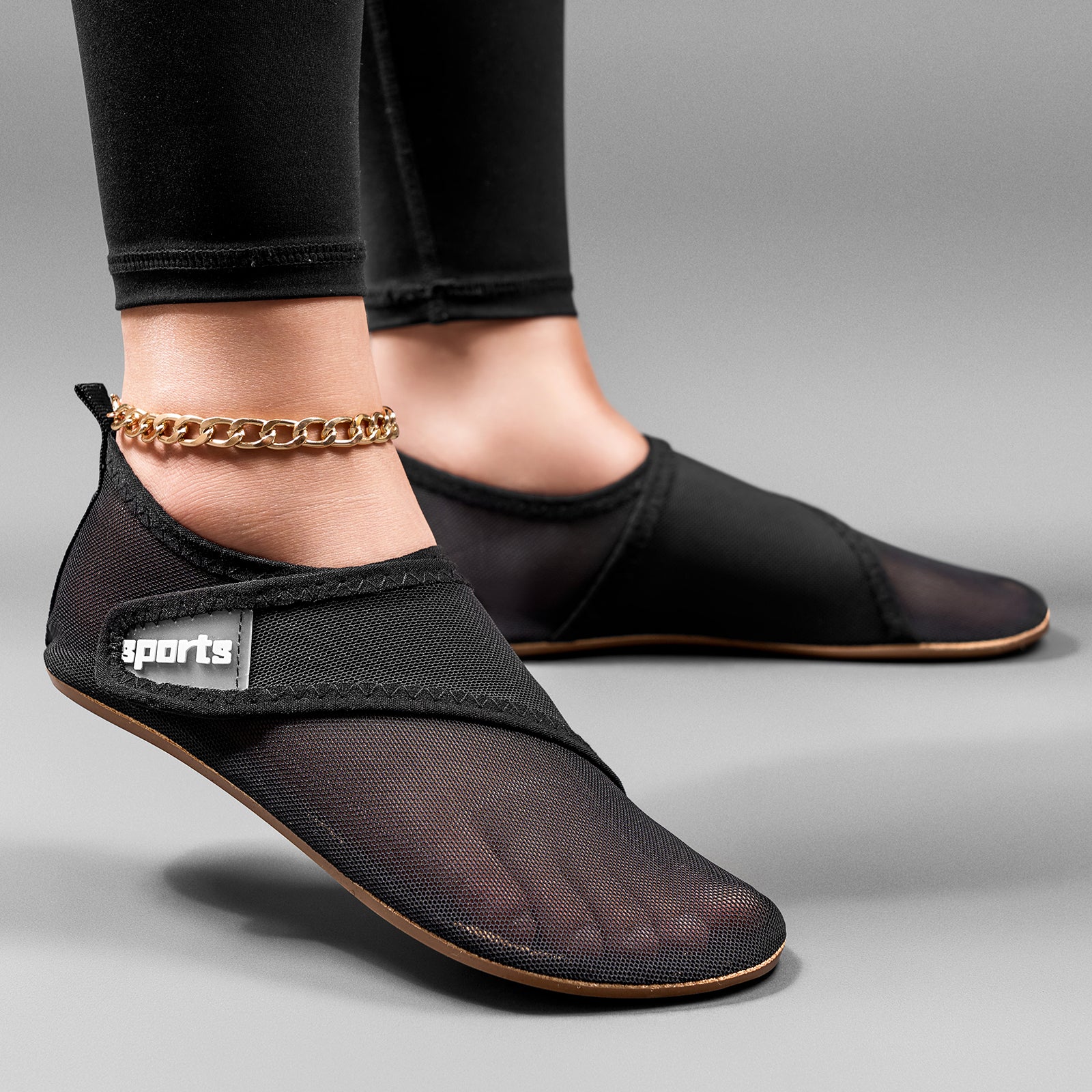 2024 Men Walking Shoes Non-Slip Work Casual Slip On Walking Sneaker Lightweight image 3