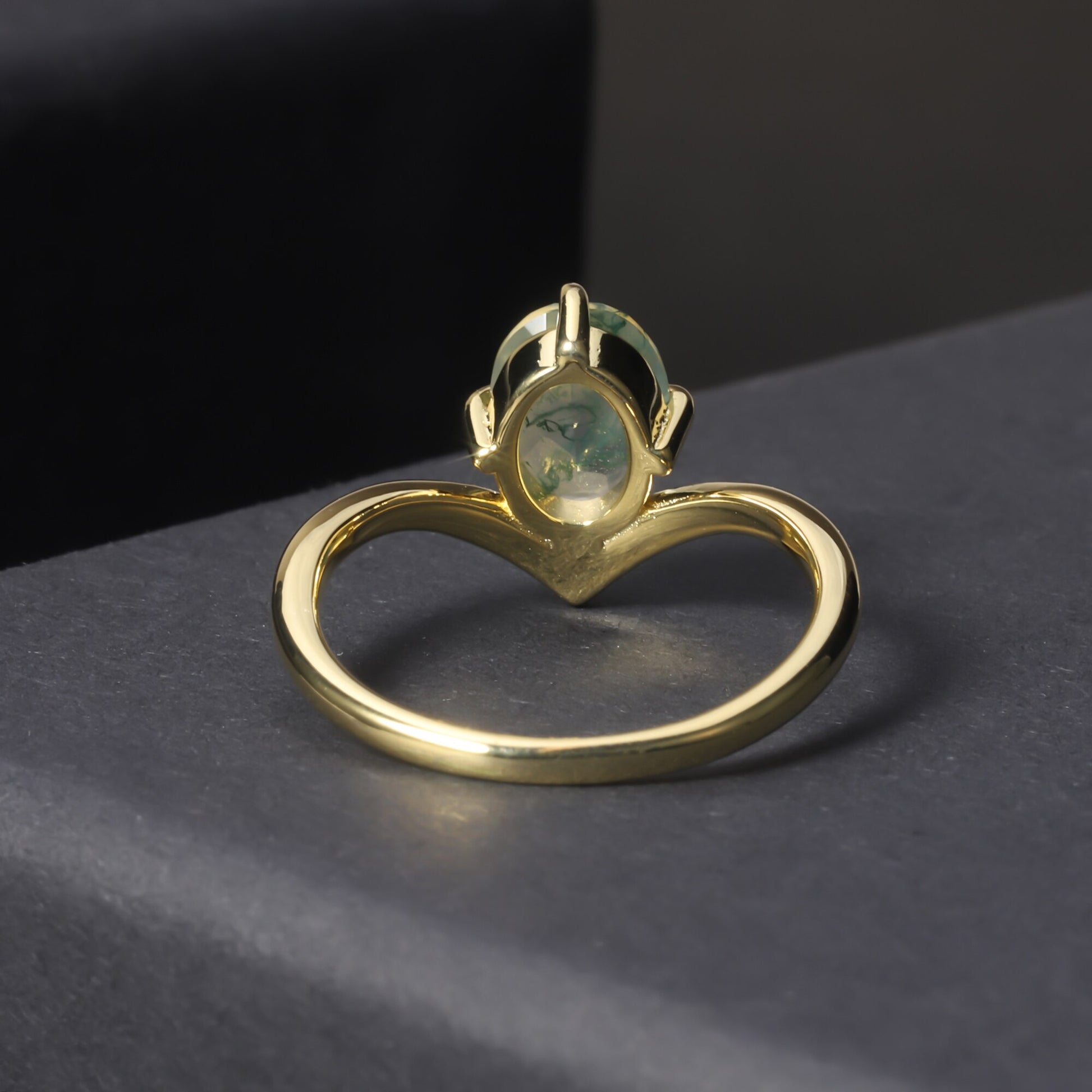 GEM'S BALLET Gold Curved Ring 1.18Ct 6x8mm Oval Natural Moss Agate image 3