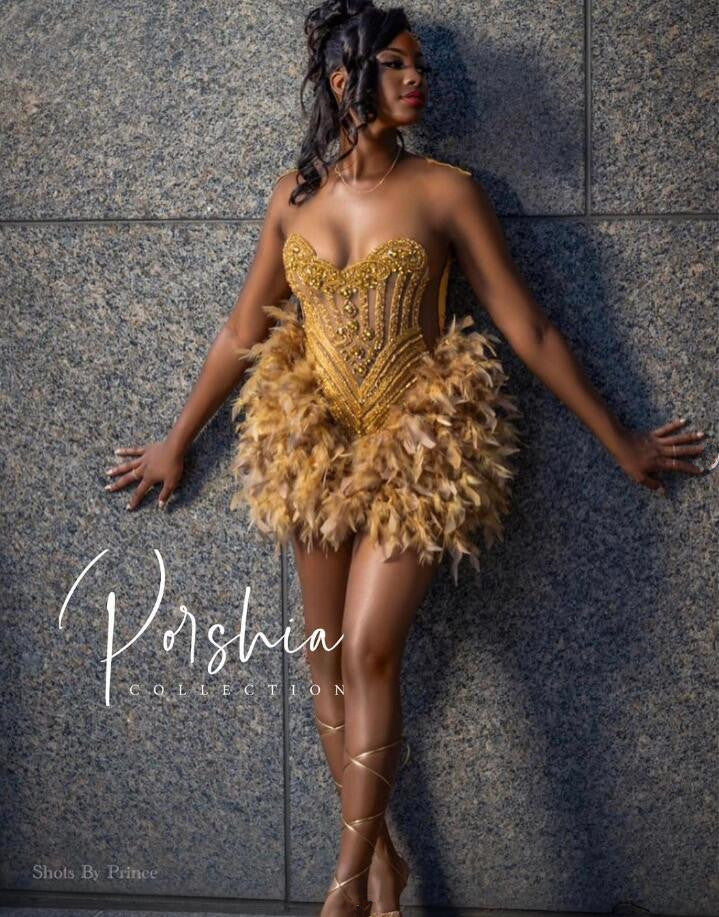 Gold Sparkly Short Prom Homecoming Dresses for Women Luxury Diamond Crystal Fea image 0