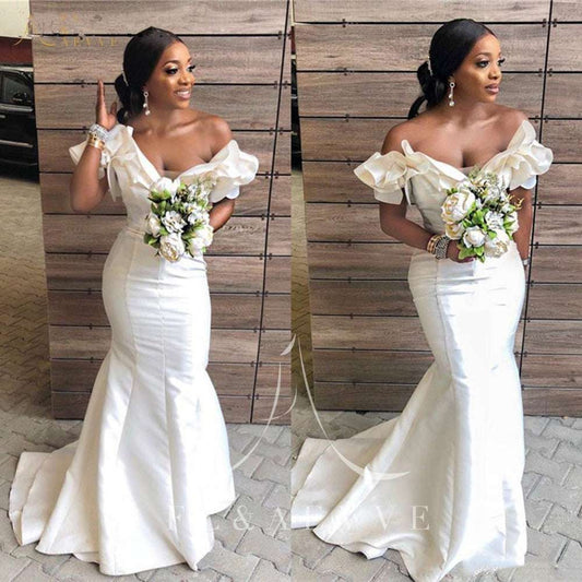 Fashion White Satin Mermaid Bridesmaid Dresses Off the Shoulder Wedding Party Dr image 0