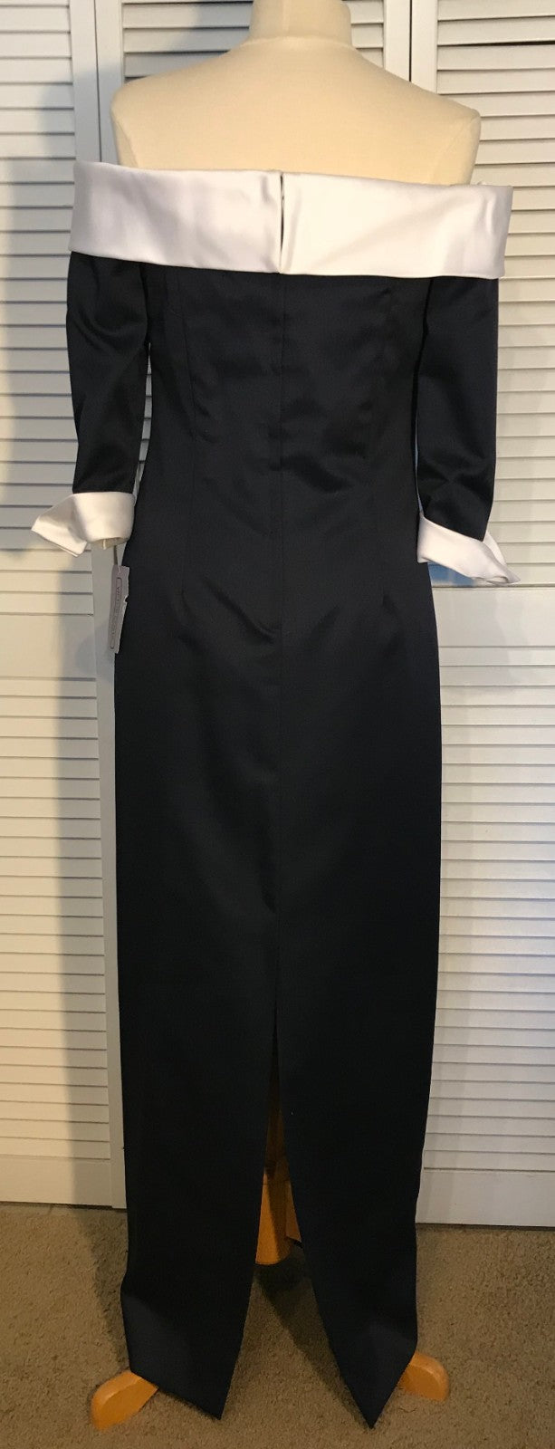 Victor Costa Women Dress Satin Navy White Band Bustline & Cuffs Size 8 image 3