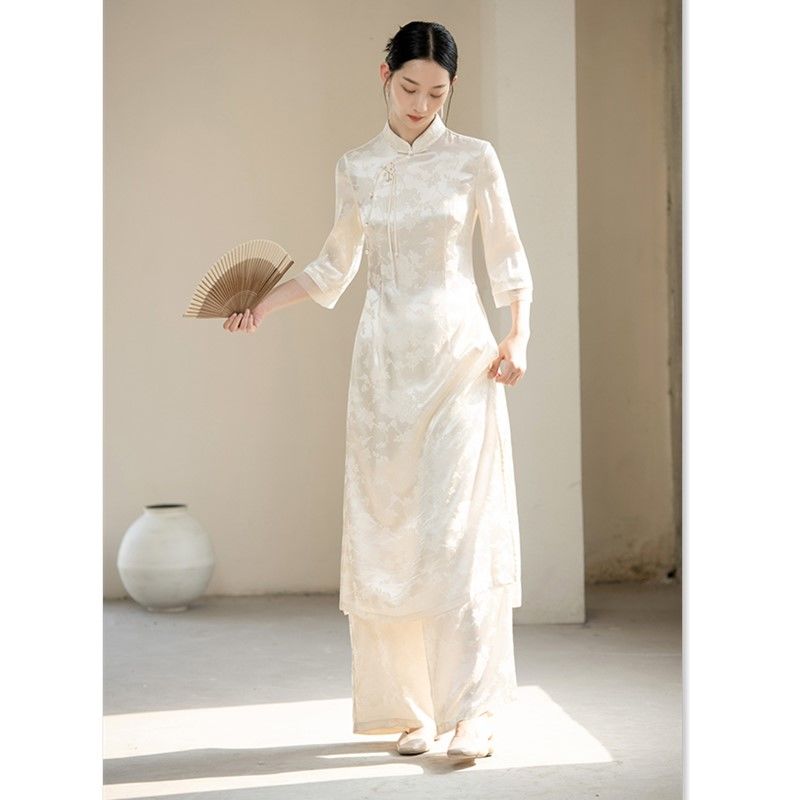 Traditional Vietnam Woman Retro Ao Dai Elegant Chinese Style Cheongsam Vintage  image 1