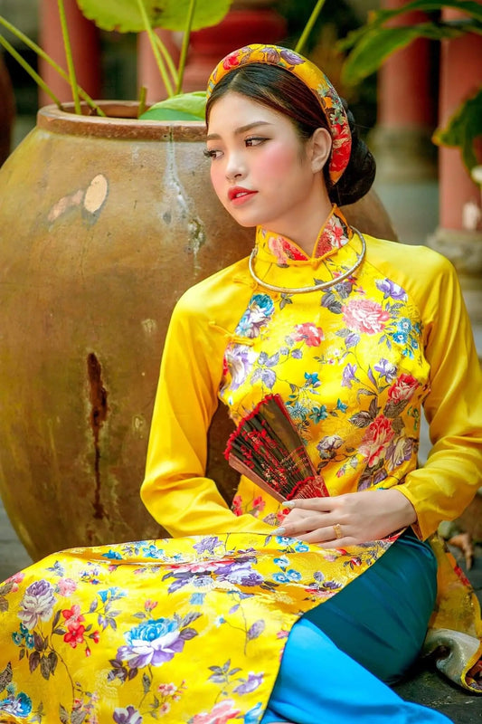 aodai vietnam clothing cheongsam aodai vietnam dress vietnamese traditionally d image 0